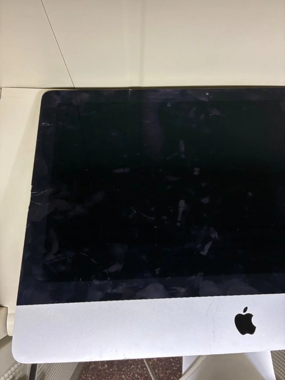 Apple iMac A1418 Computer, Intel Core I5, 2.7ghz, 8gb Memory With Keyboard